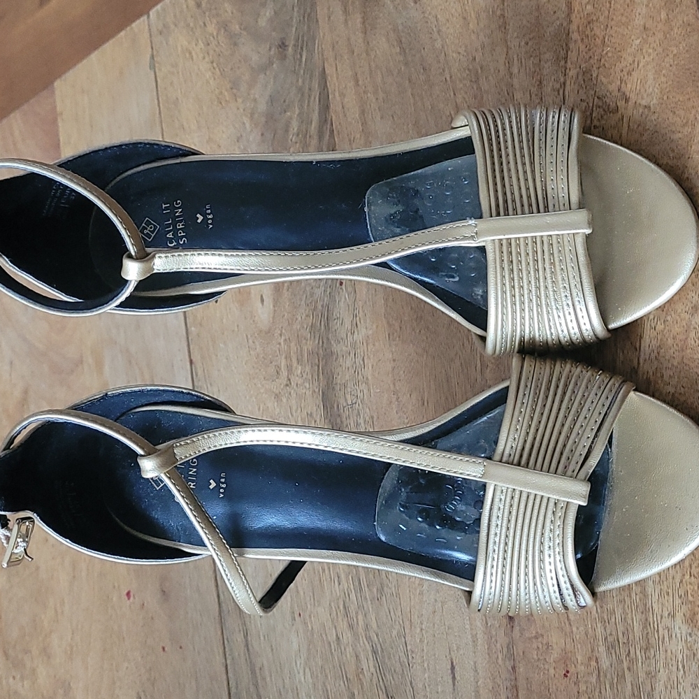 Gold occasion shoes